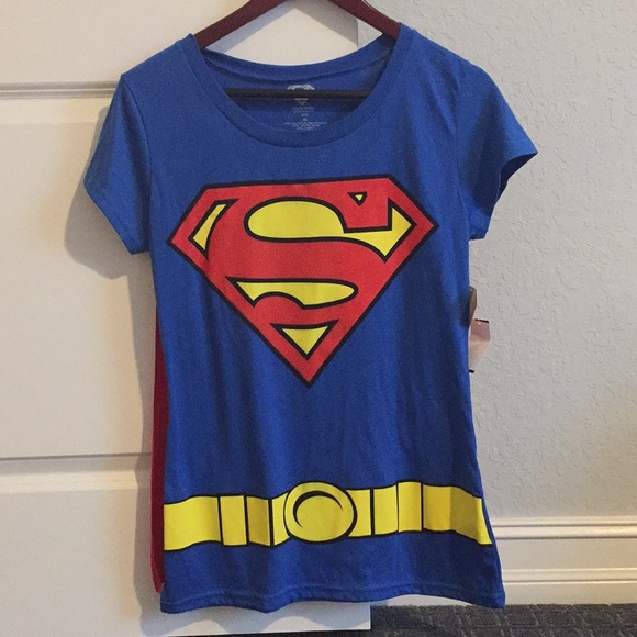 Tops - 🎃3 for 15🎃 NWT Jrs Supergirl/man Ladies Cut top